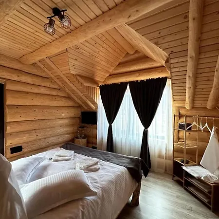 بيت خشبي In Muntii Vrancei - - Lepsa Cu Ciubar Si Sauna Gresu
